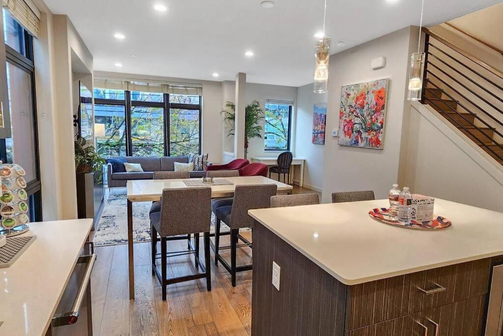 West Seattle'S Modern Townhome Dış mekan fotoğraf