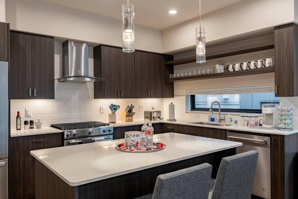 West Seattle'S Modern Townhome Dış mekan fotoğraf